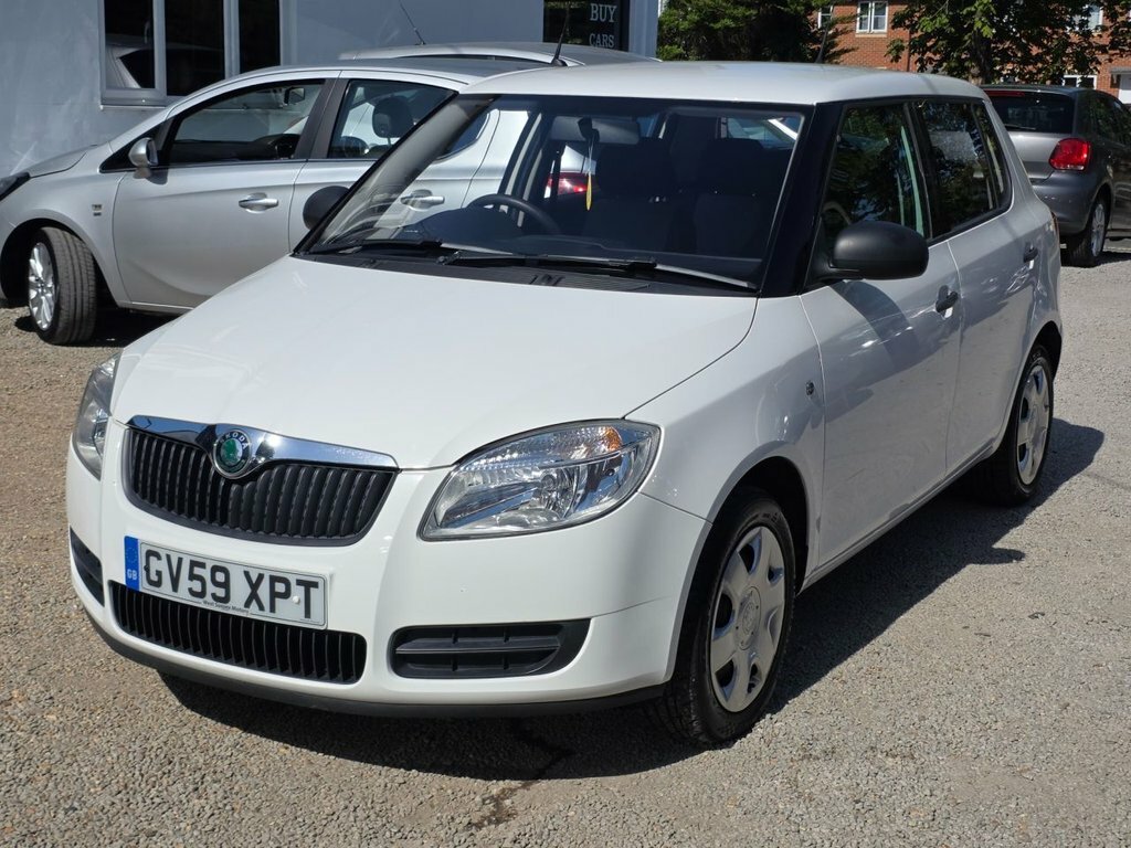 Skoda Fabia 1.2L 1 White #3