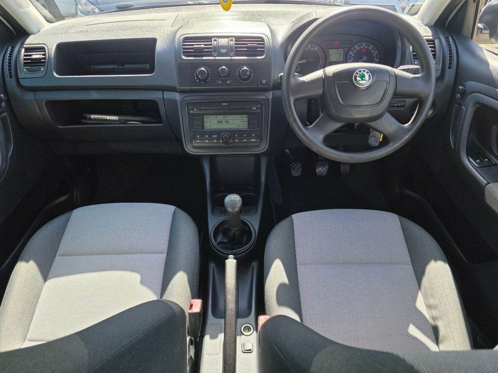 Skoda Fabia 1.2 Htp 6V 1 Red #19