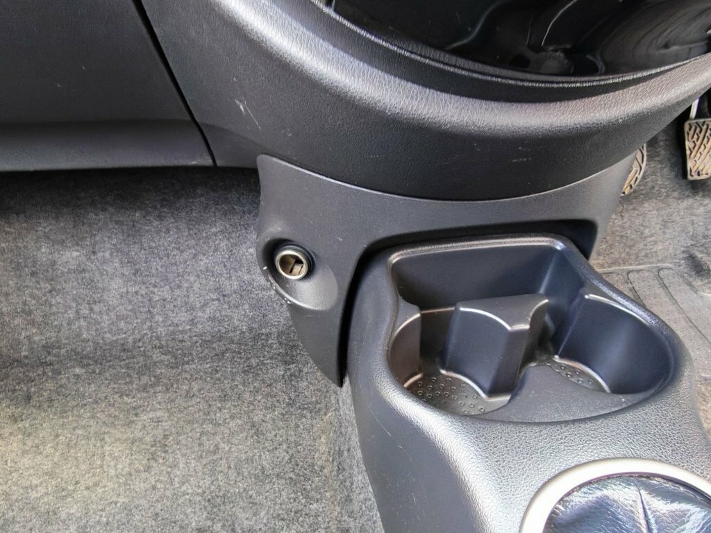 Nissan Micra 1.2 Visia Black #32
