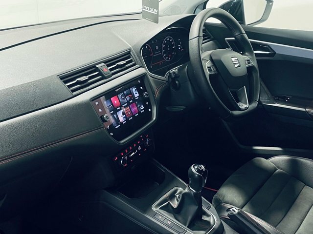 Seat Ibiza Mpi Fr Sport Hatchback KK69HBL White #4
