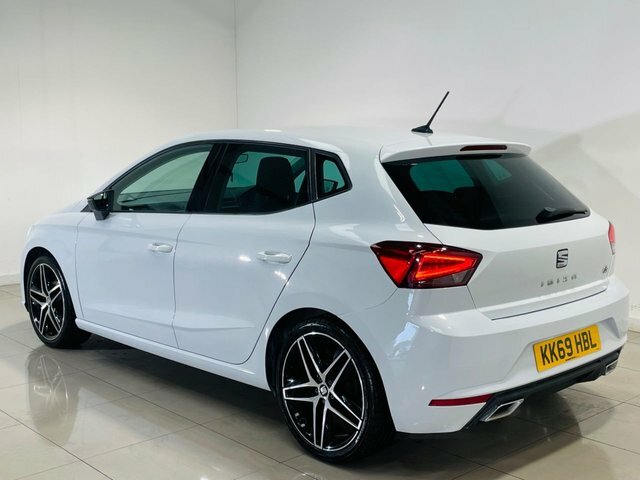 Seat Ibiza Mpi Fr Sport Hatchback KK69HBL White #3