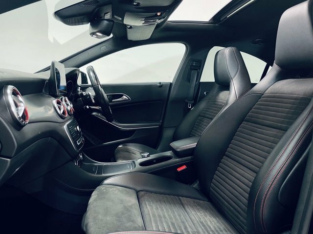 Mercedes-Benz CLA Class Cla220d Amg Line Coupe AV68KFE Black #5