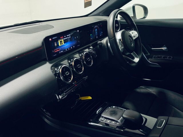 Mercedes-Benz A Class A250e 15.6Kwh Amg Line EO70FJV White #4