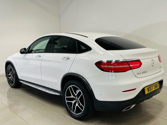 Mercedes-Benz GLC Class Glc250d Amg Line Premium WD17SMO White #3