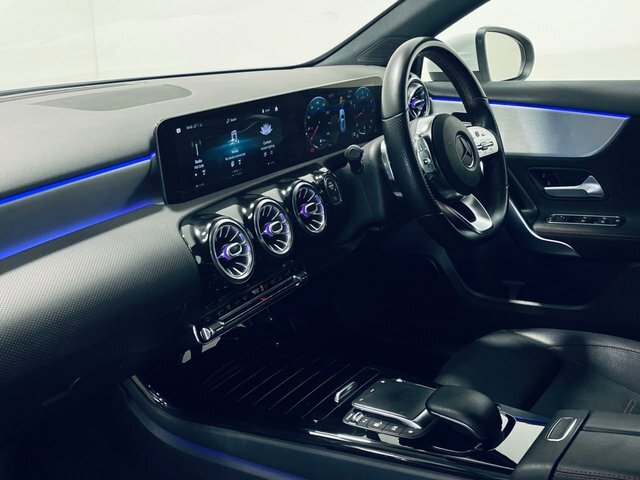 Mercedes-Benz A Class A200 Amg Line Premium KE69AZO White #6