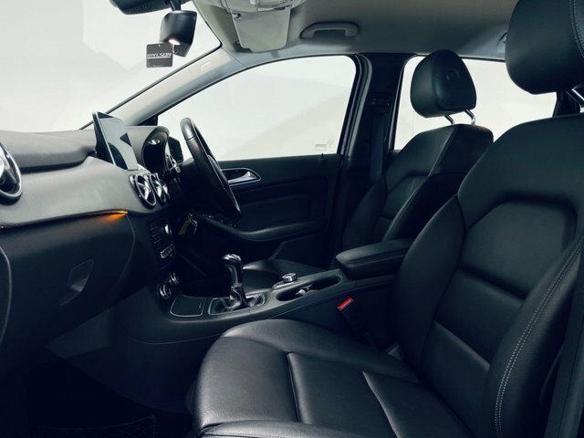 Mercedes-Benz B Class B180d Sport Executive Mpv Black #4