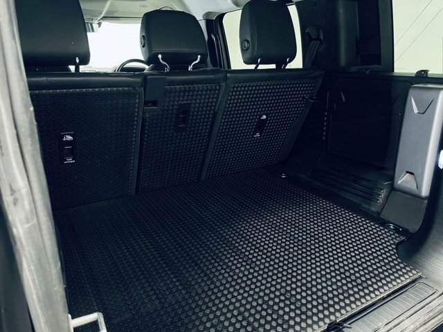Land Rover Defender Se Black #22