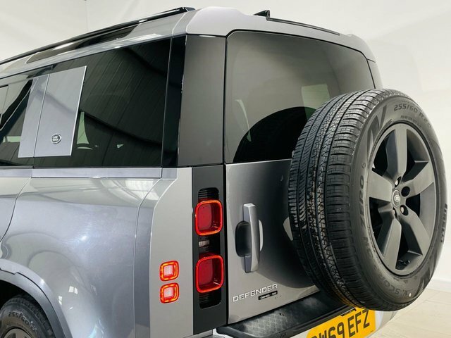 Land Rover Defender Se Black #34