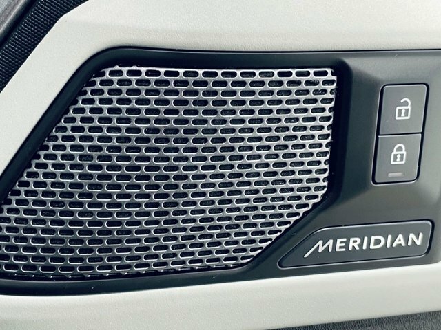Land Rover Defender Se Black #10