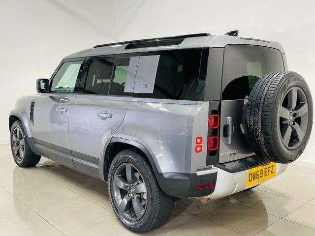 Land Rover Defender Sd4 Se Suv Grey #3