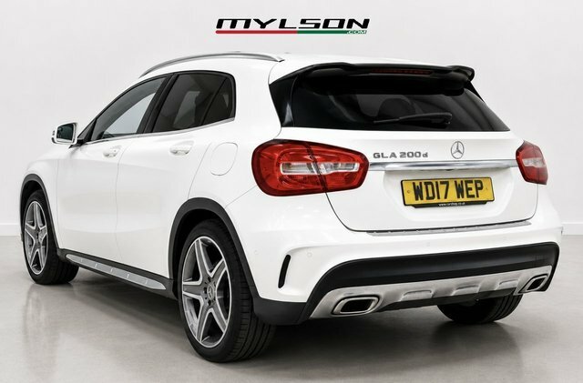 Mercedes-Benz GLA Class Gla200d Amg Line Suv WD17WEP White #2