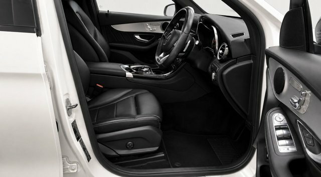 Mercedes-Benz GLC Class Glc220d Amg Line Premium Black #2