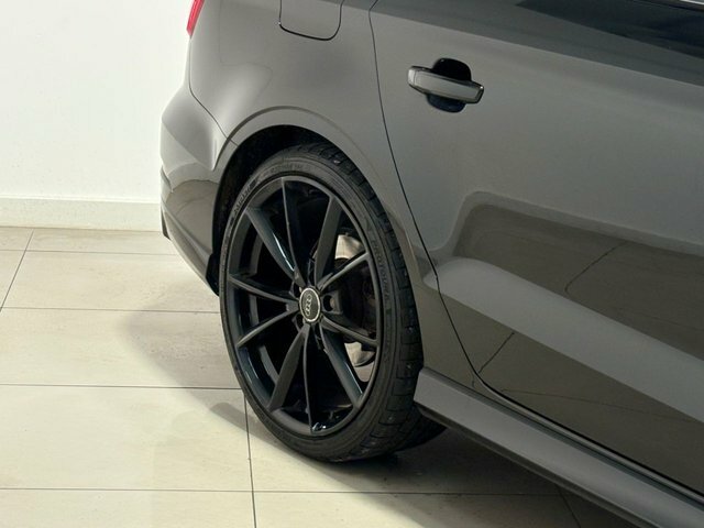 Audi A3 Tfsi Cod Black Edition MD17FDL Black #3