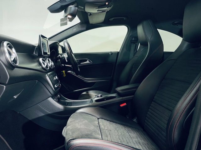 Mercedes-Benz CLA Class Cla220d Amg Line Coupe Black #5