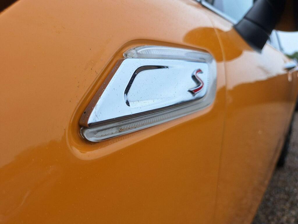 Mini Clubman Cooper White #19