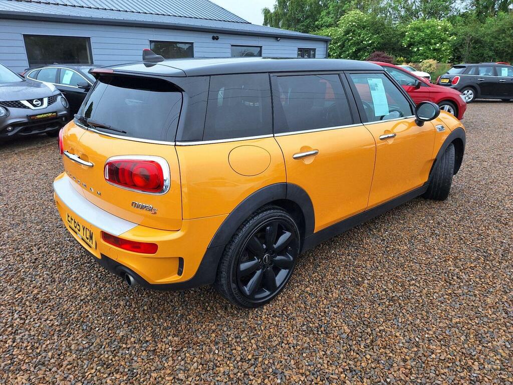 Mini Clubman Cooper White #17