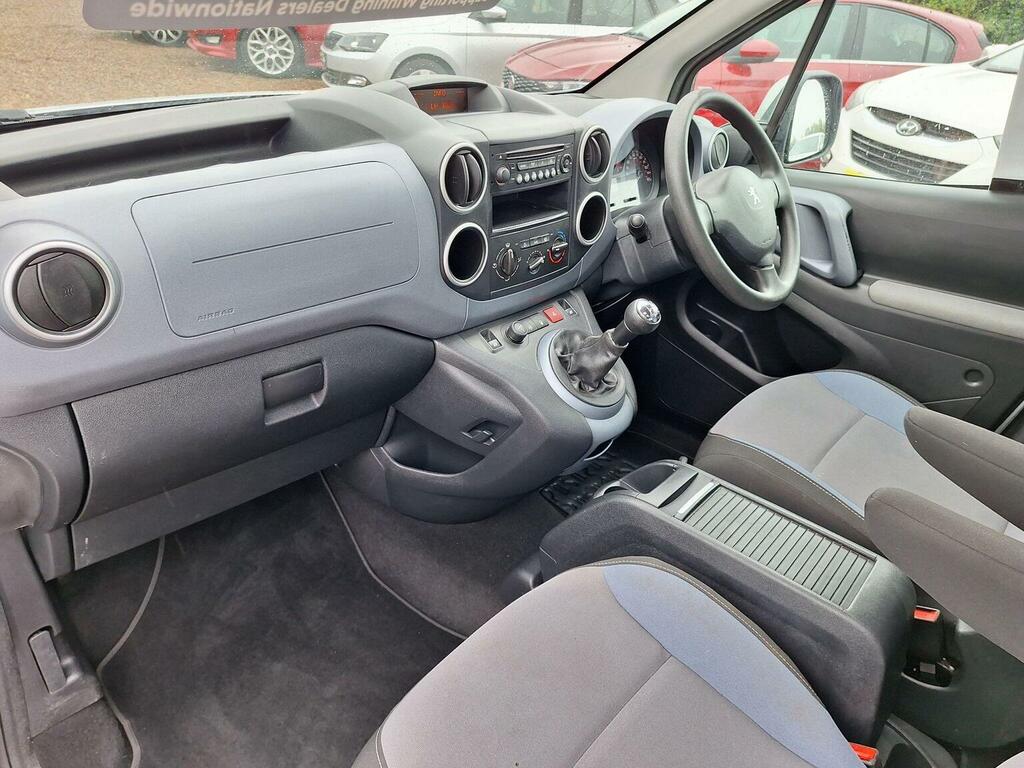 Peugeot Partner Tepee Mpv 1.6 Hdi Tepee Family 201212 Silver #2