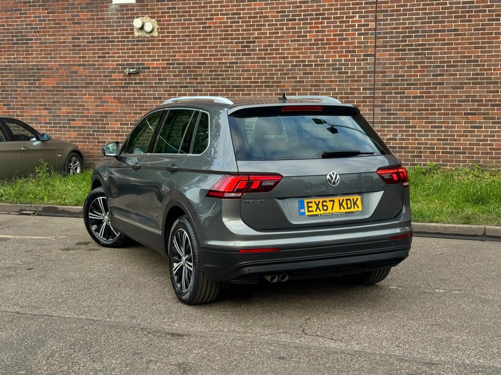 Volkswagen Tiguan 2.0 Tdi Se Navigation Dsg Euro 6 Ss EX67KDK Grey #4