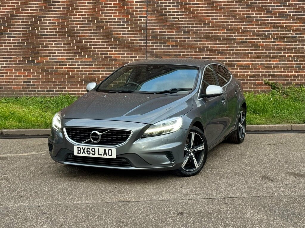Volvo V40 Hatchback Black #9