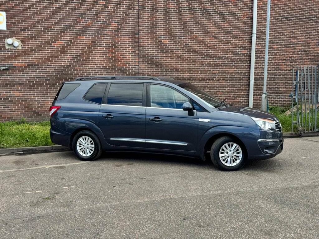 SsangYong Turismo 2.2D Ex Mpv Euro 6 178 Ps Silver #16