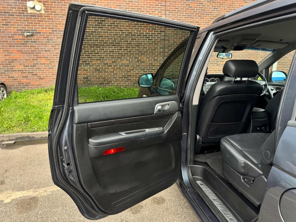 SsangYong Turismo 2.2D Ex Mpv Euro 6 178 Ps Silver #38