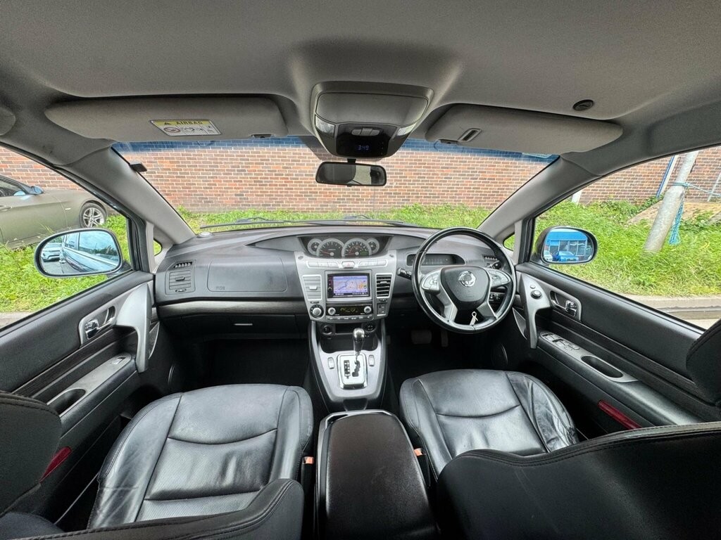 SsangYong Turismo 2.2D Ex Mpv Euro 6 178 Ps Silver #3