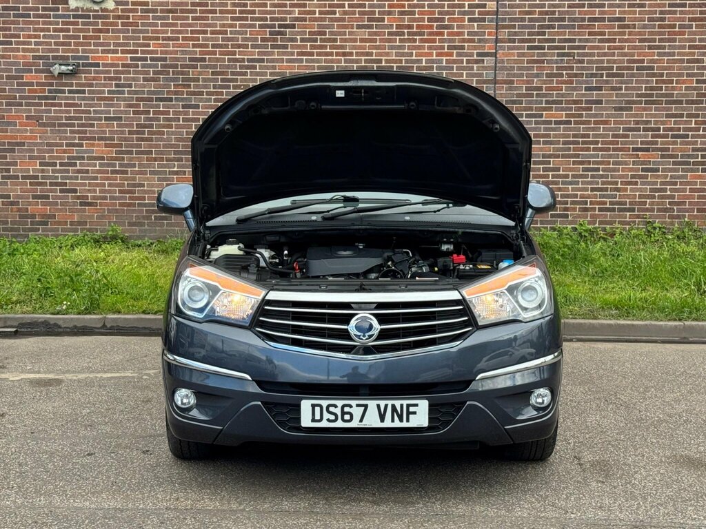 SsangYong Turismo 2.2D Ex Mpv Euro 6 178 Ps Silver #21