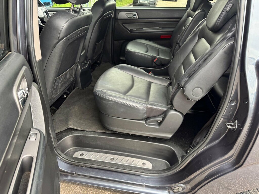 SsangYong Turismo 2.2D Ex Mpv Euro 6 178 Ps Silver #31