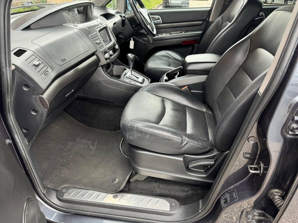 SsangYong Turismo 2.2D Ex Mpv Euro 6 178 Ps Silver #49