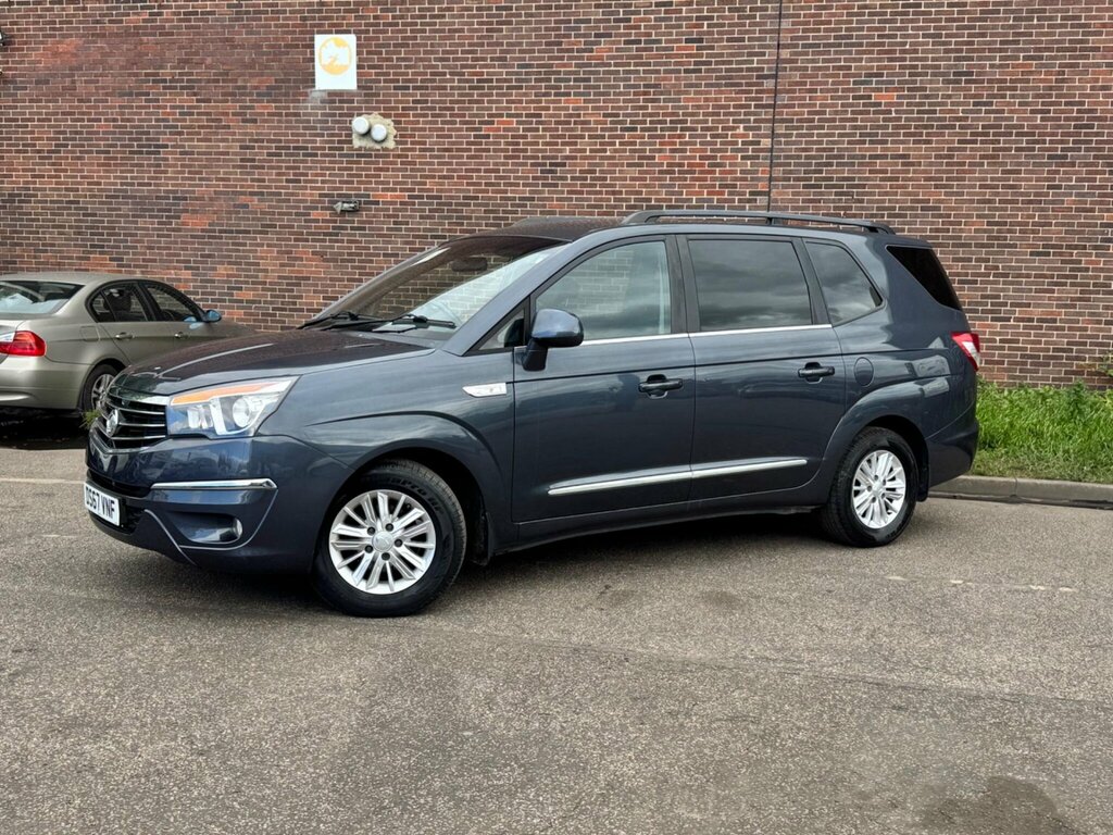 SsangYong Turismo 2.2D Ex Mpv Euro 6 178 Ps Silver #15