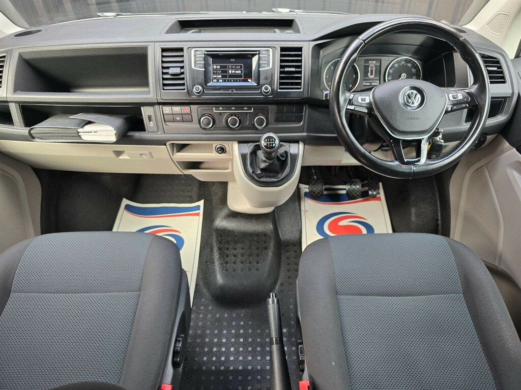 Volkswagen Transporter 2.0 Tdi T32 Bluemotion Tech Highline Kombi Fwd Lwb WG18SDX  #4