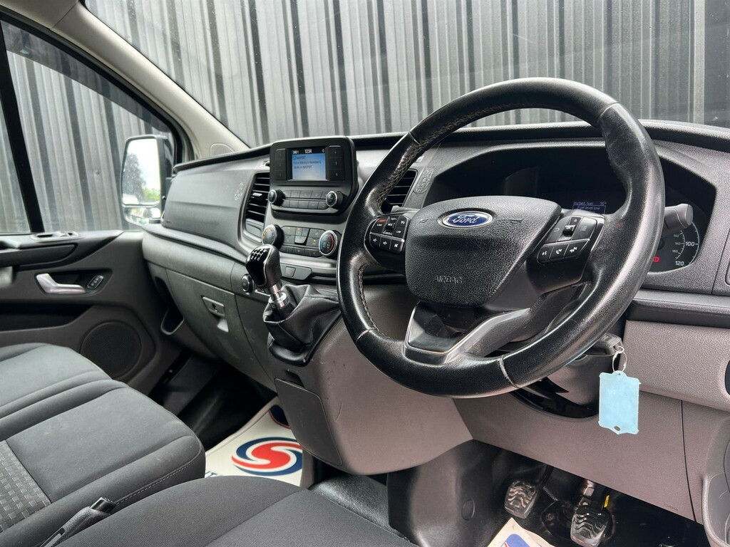 Ford Transit Custom 2.0 Tdci 170Ps Low Roof Dcab Sport Van Black #26