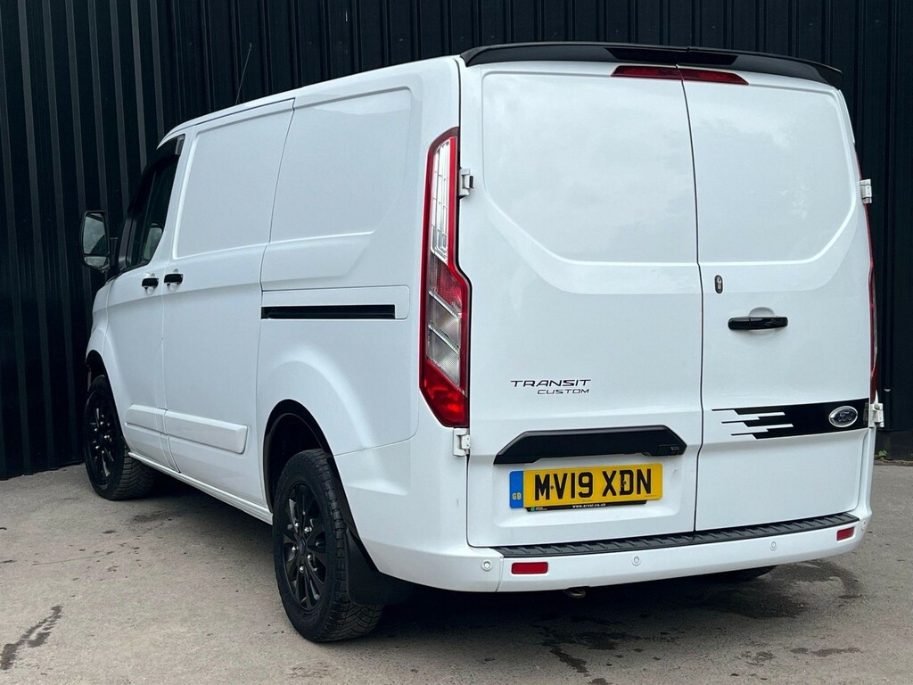 Ford Transit Custom 2.0 Tdci 170Ps Low Roof Dcab Sport Van Black #4