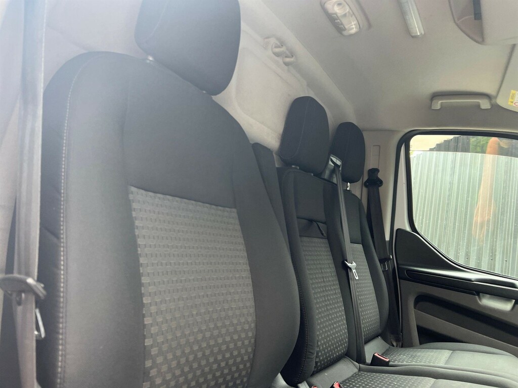 Ford Transit Custom 2.0 Tdci 170Ps Low Roof Dcab Sport Van Black #16