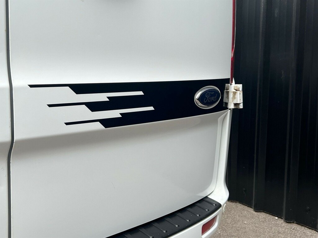 Ford Transit Custom 2.0 Tdci 170Ps Low Roof Dcab Sport Van Black #55