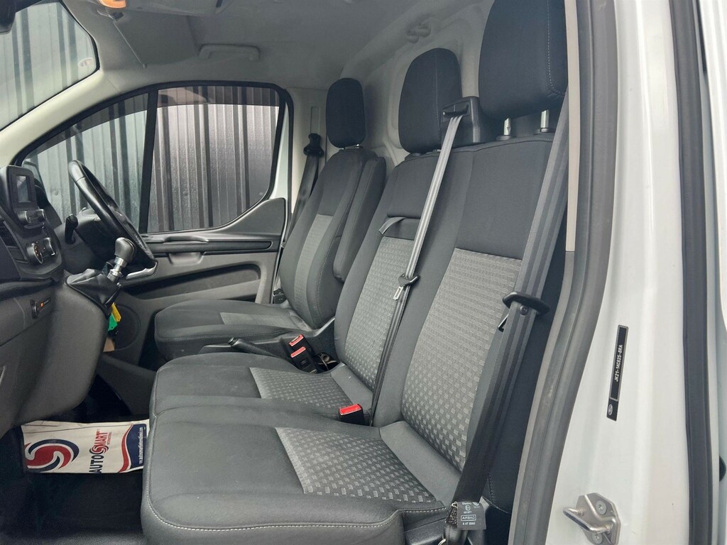 Ford Transit Custom 2.0 Tdci 170Ps Low Roof Dcab Sport Van Black #39