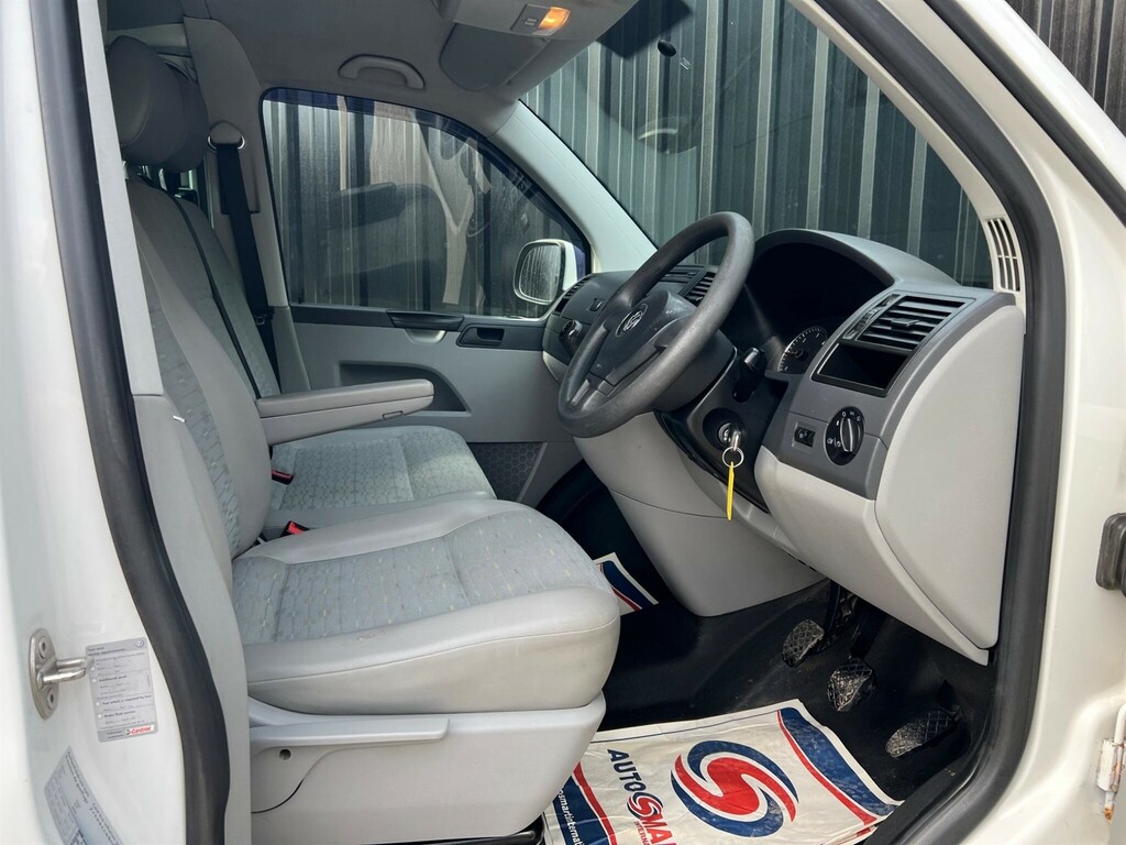 Volkswagen Transporter 2.0 Tdi Bluemotion Tech T28 Panel Van M White #16