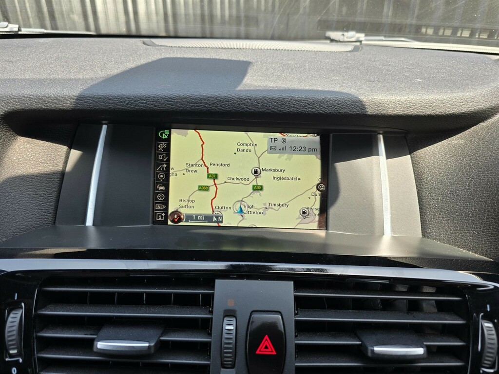 BMW X4  White #17