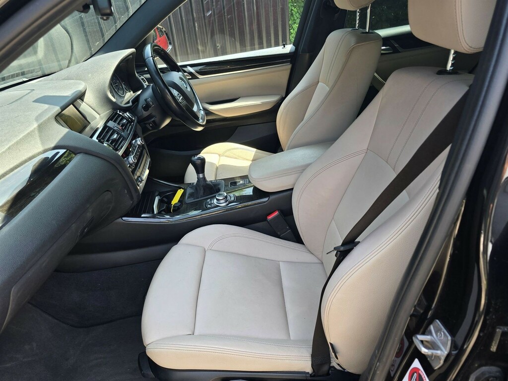 BMW X4  White #22