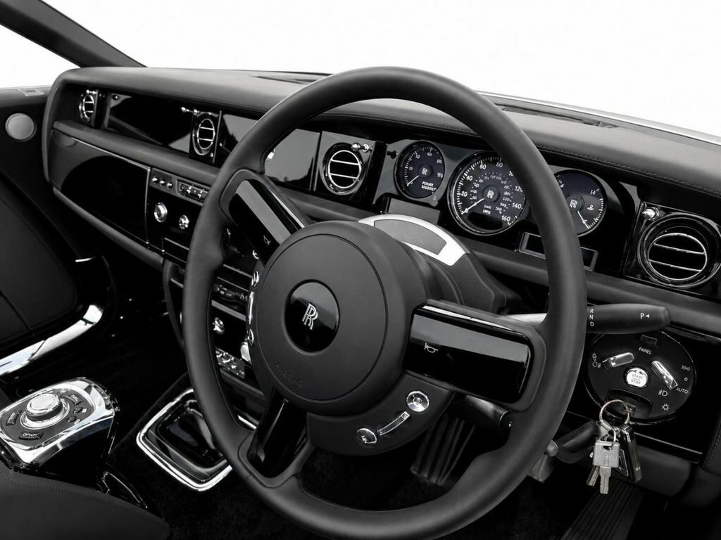 Rolls-Royce Phantom Convertible White #6