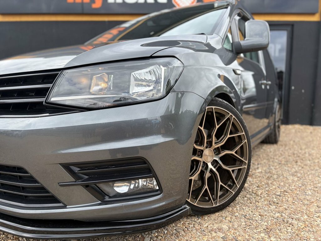 Volkswagen Caddy 2L Highline Grey #5