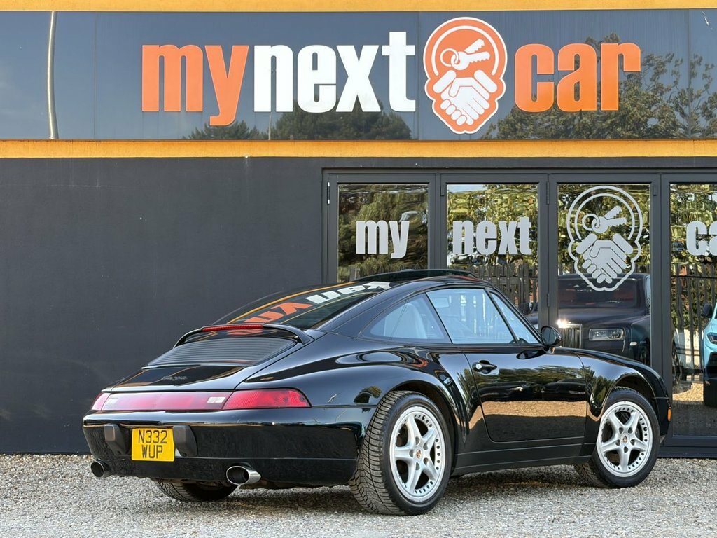 Porsche 911 911 Carrera 4 Green #11