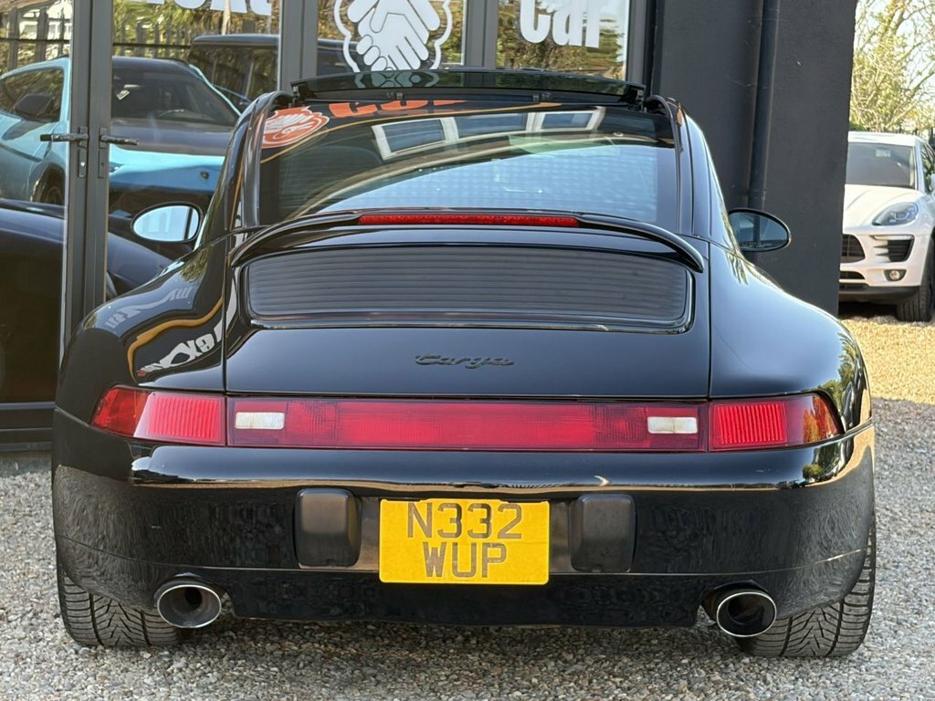 Porsche 911 911 Carrera 4 Green #10