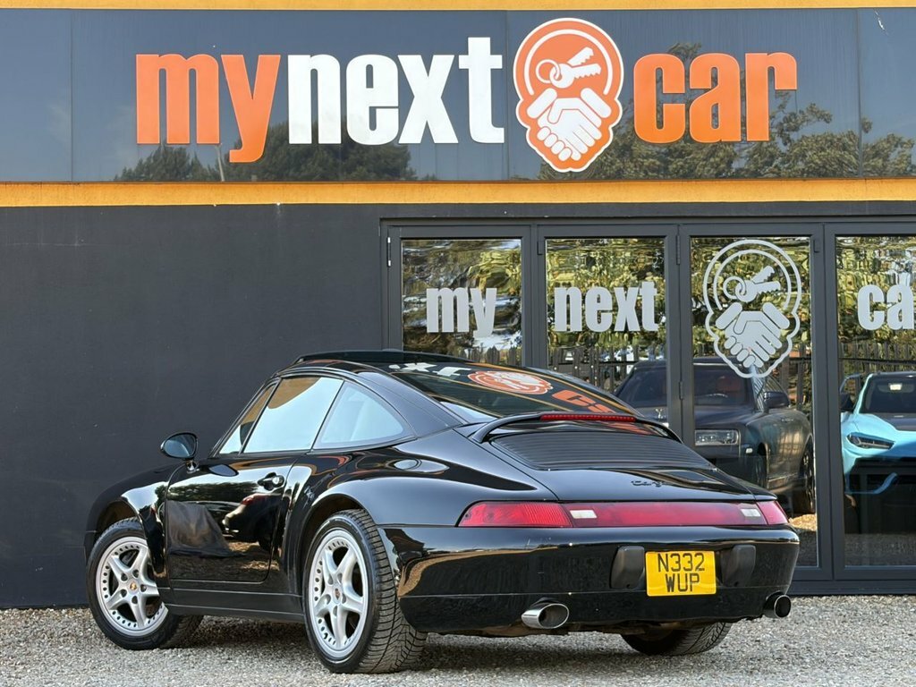Porsche 911 911 Carrera 4 Green #8