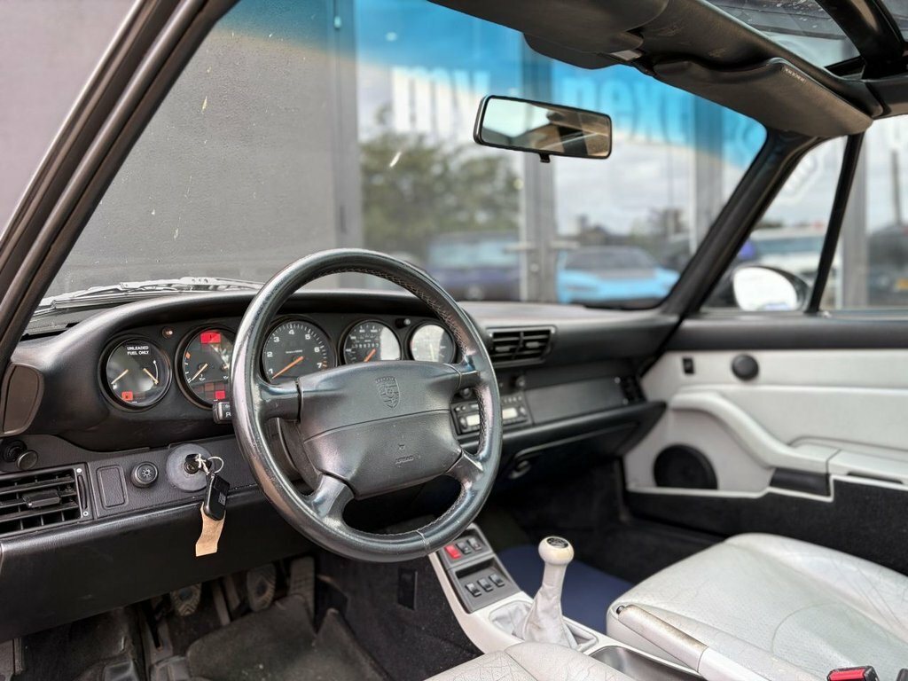 Porsche 911 Targa #8