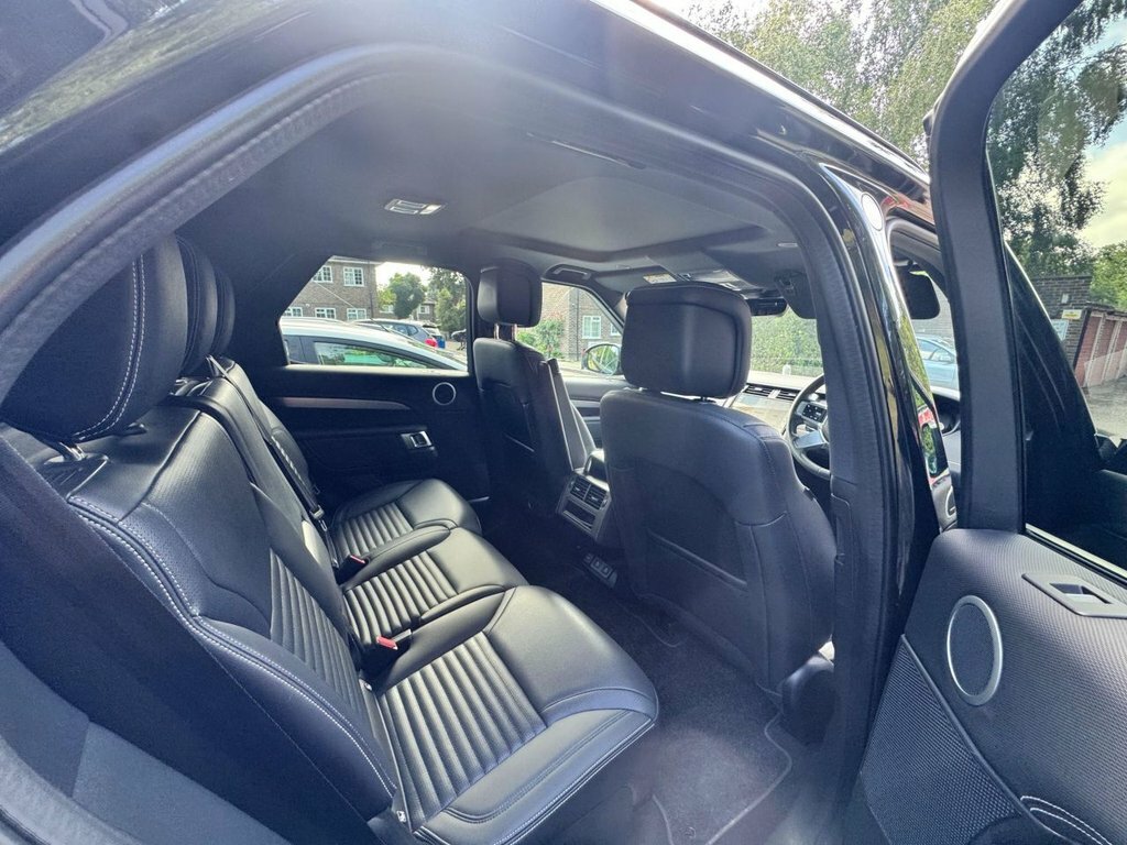 Land Rover Discovery 3L Dynamic Se Black #5
