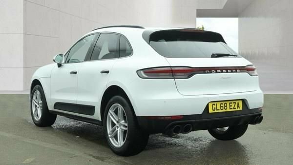 Porsche Macan Suv White #5