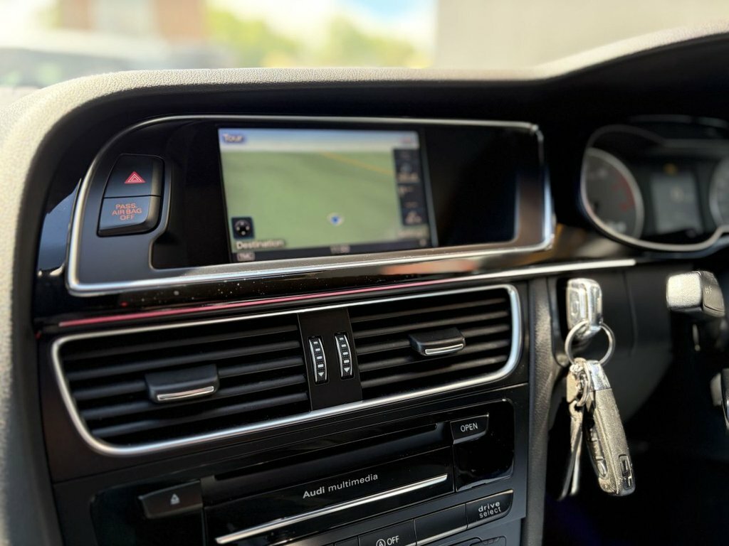 Audi S4 Black Edition Black #18