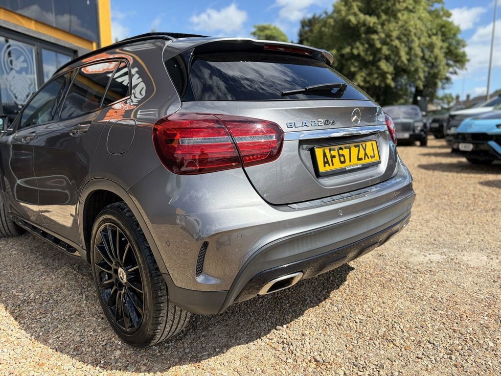 Mercedes-Benz GLA Class 2.1L Amg Line Grey #6
