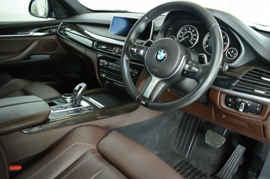 BMW X5 3L M Sport Black #6